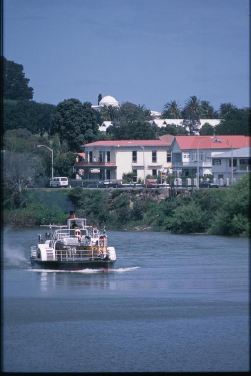 Tamara Riverside Lodge 왕거누이 외부 사진